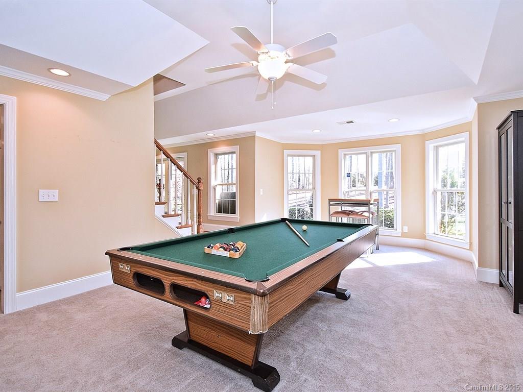 Whispering Winds - Residential