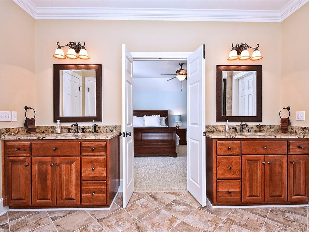 Whispering Winds - Residential