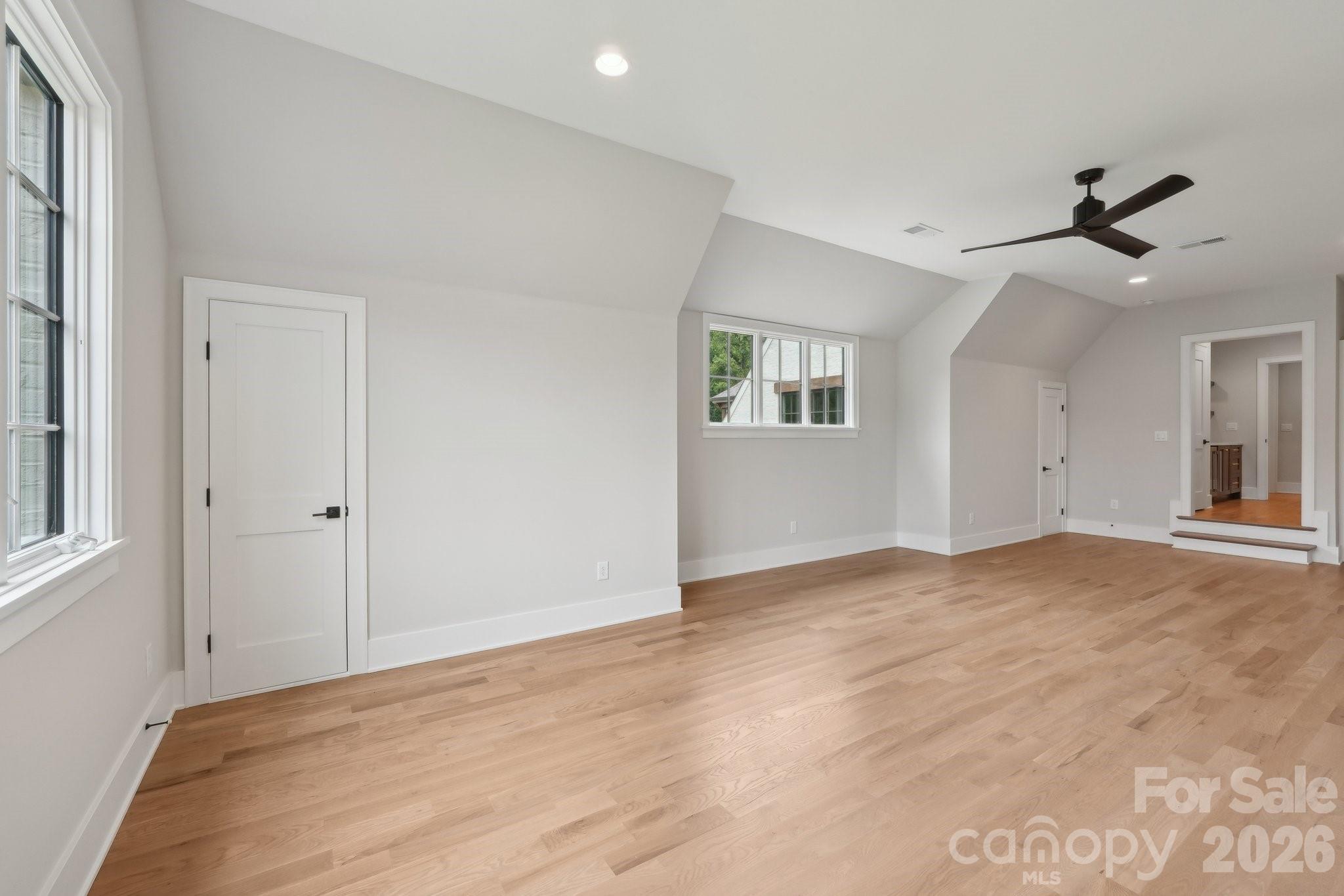 Cardinal Crest - Residential