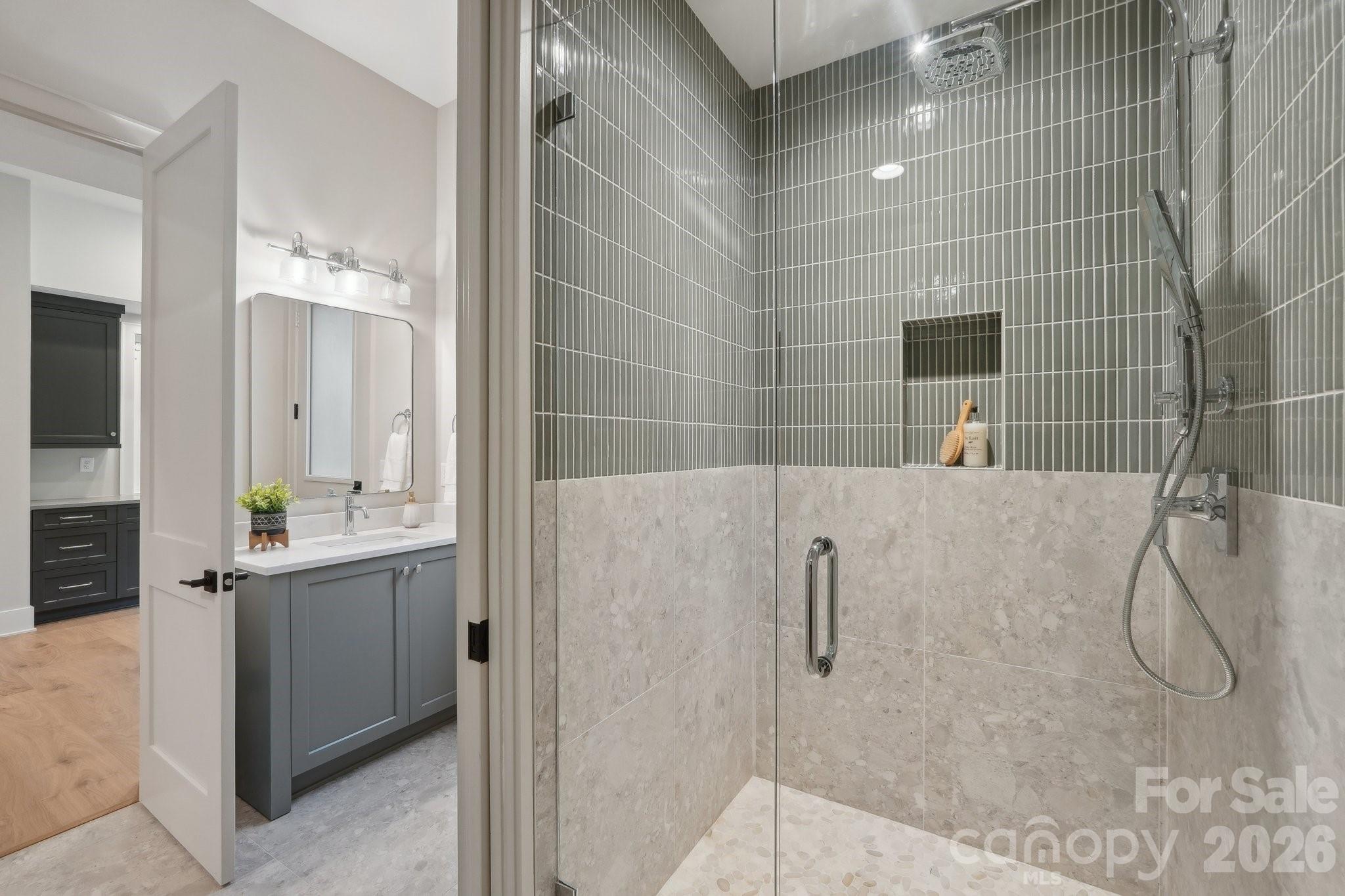 Cardinal Crest - Residential