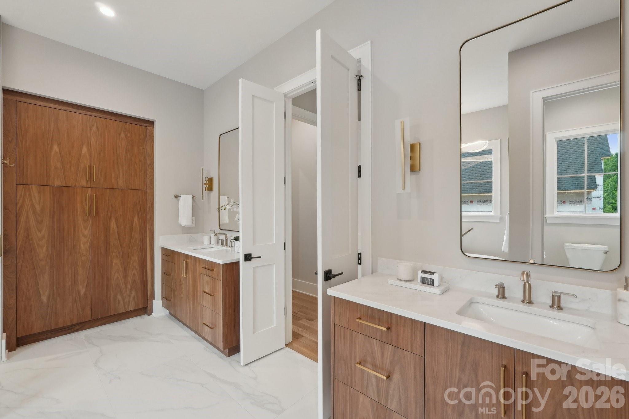 Cardinal Crest - Residential