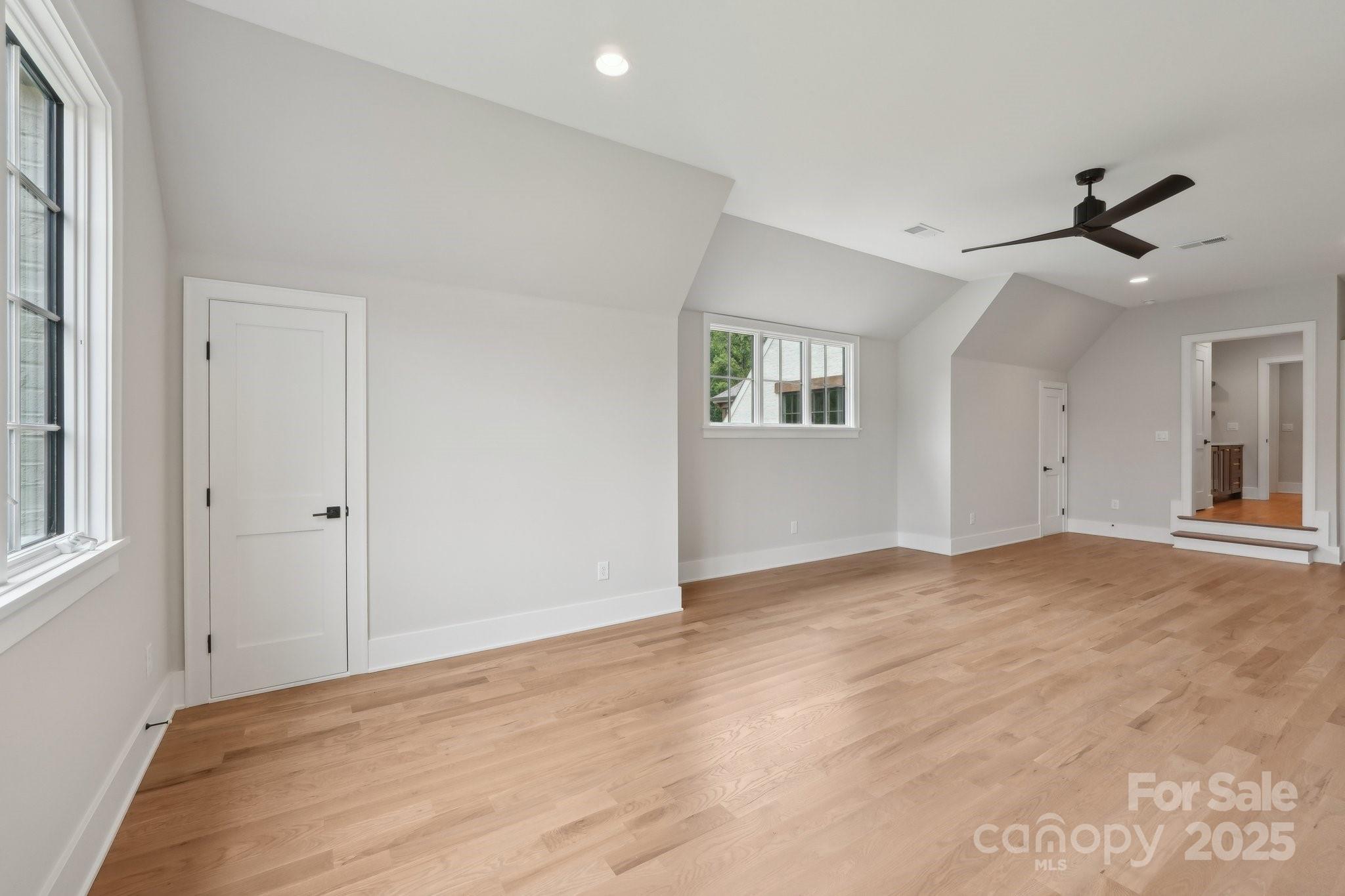 Cardinal Crest - Residential