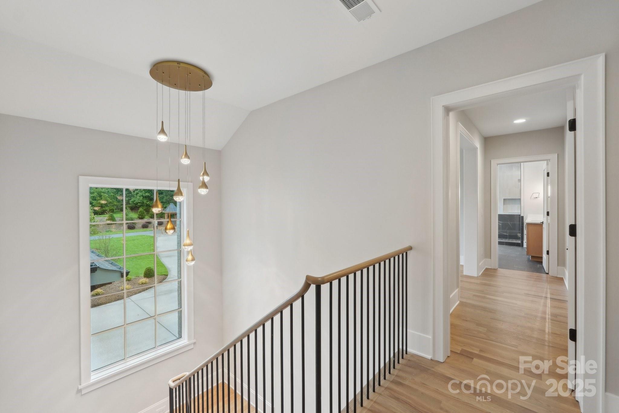 Cardinal Crest - Residential