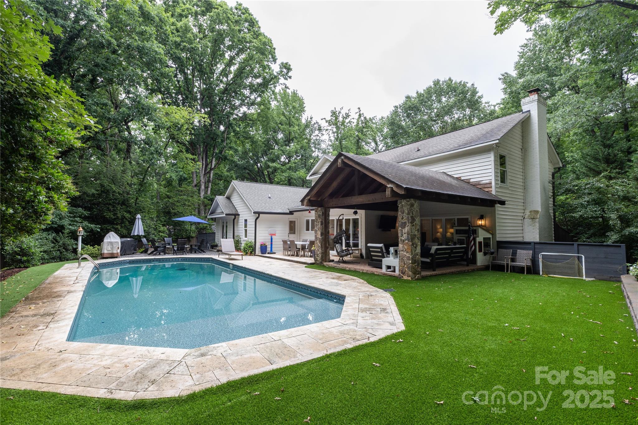 5609 Lancelot Drive