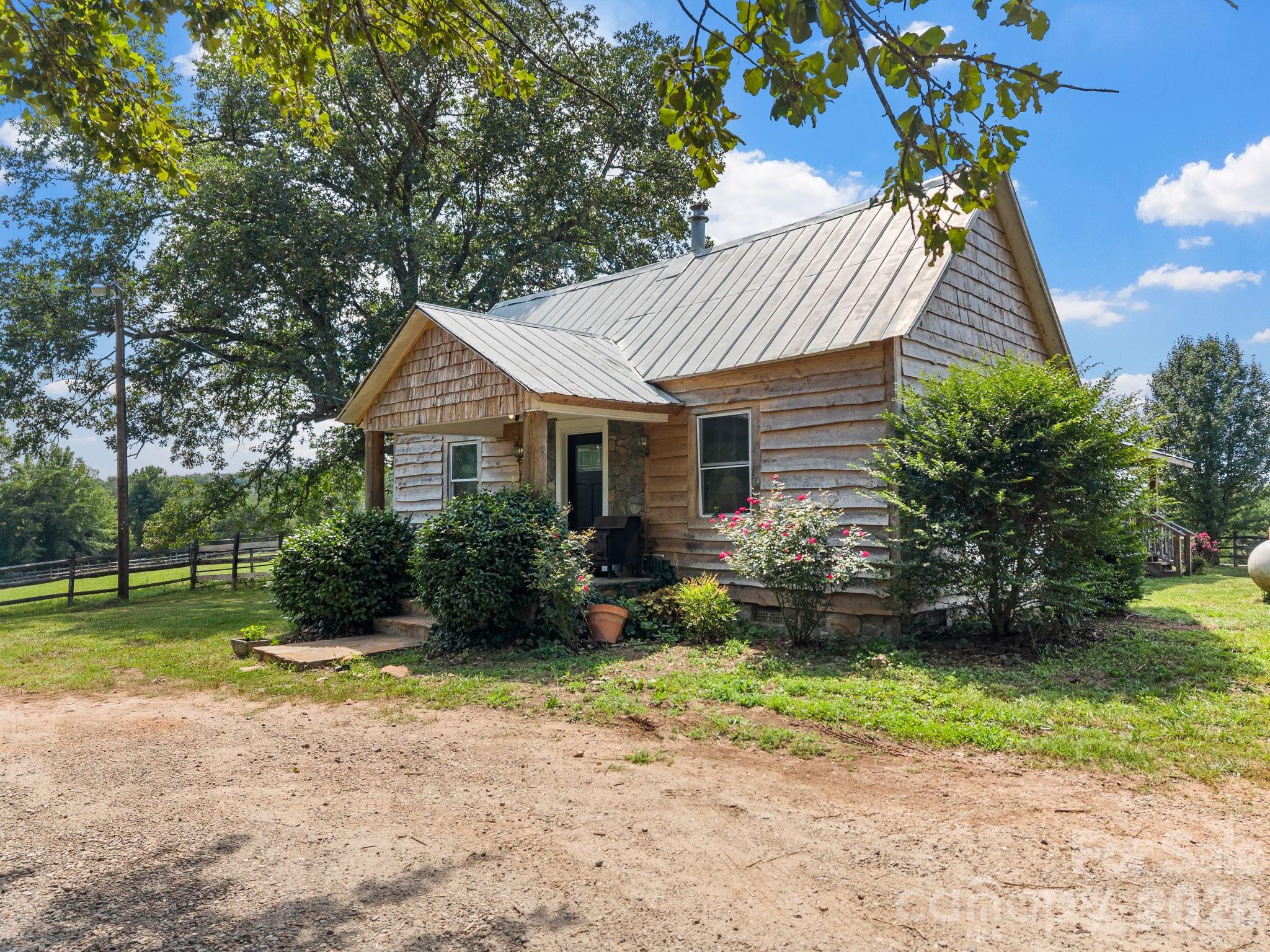 232 Blue Mountain Lane