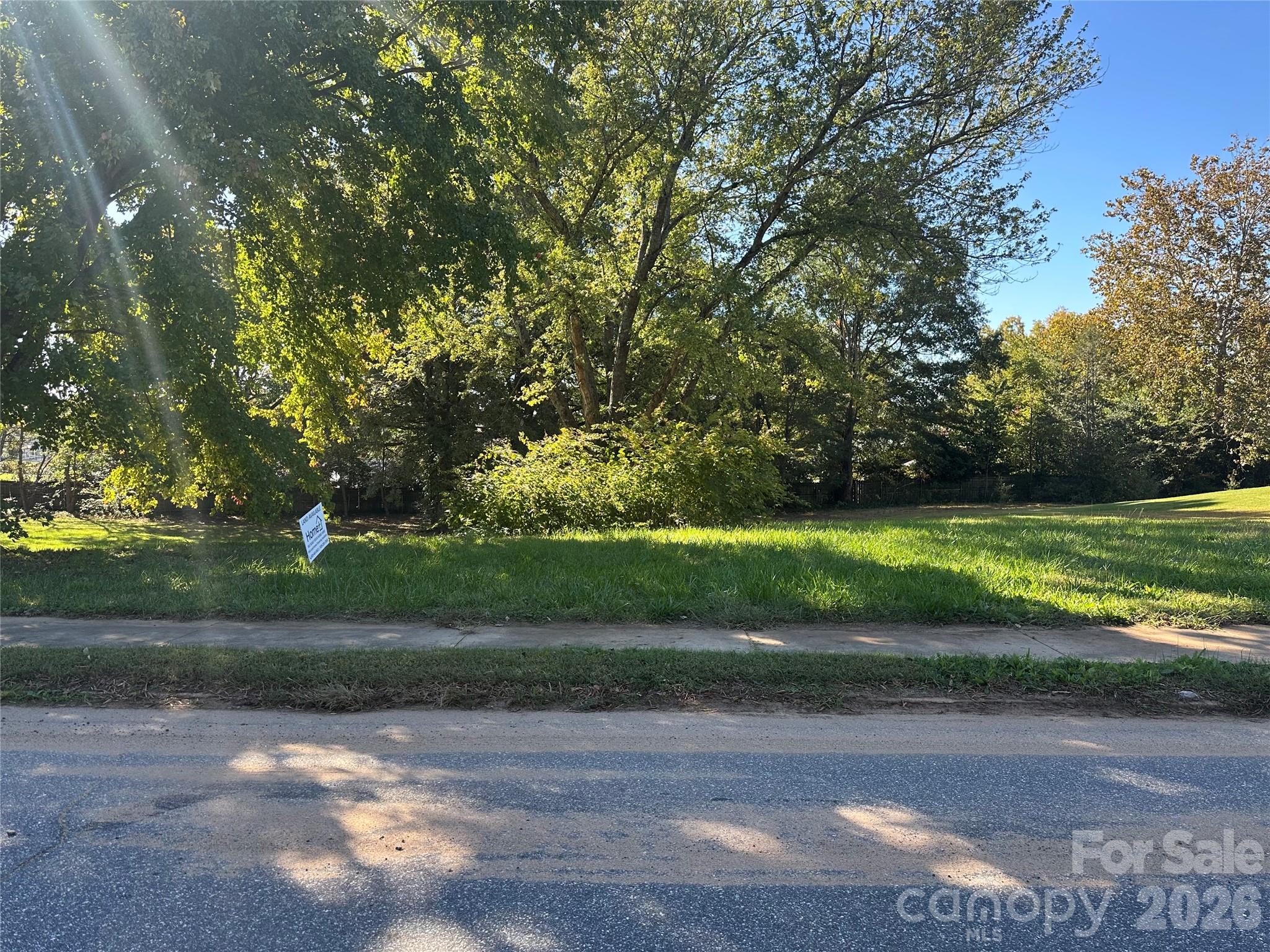 0 4th Avenue NE