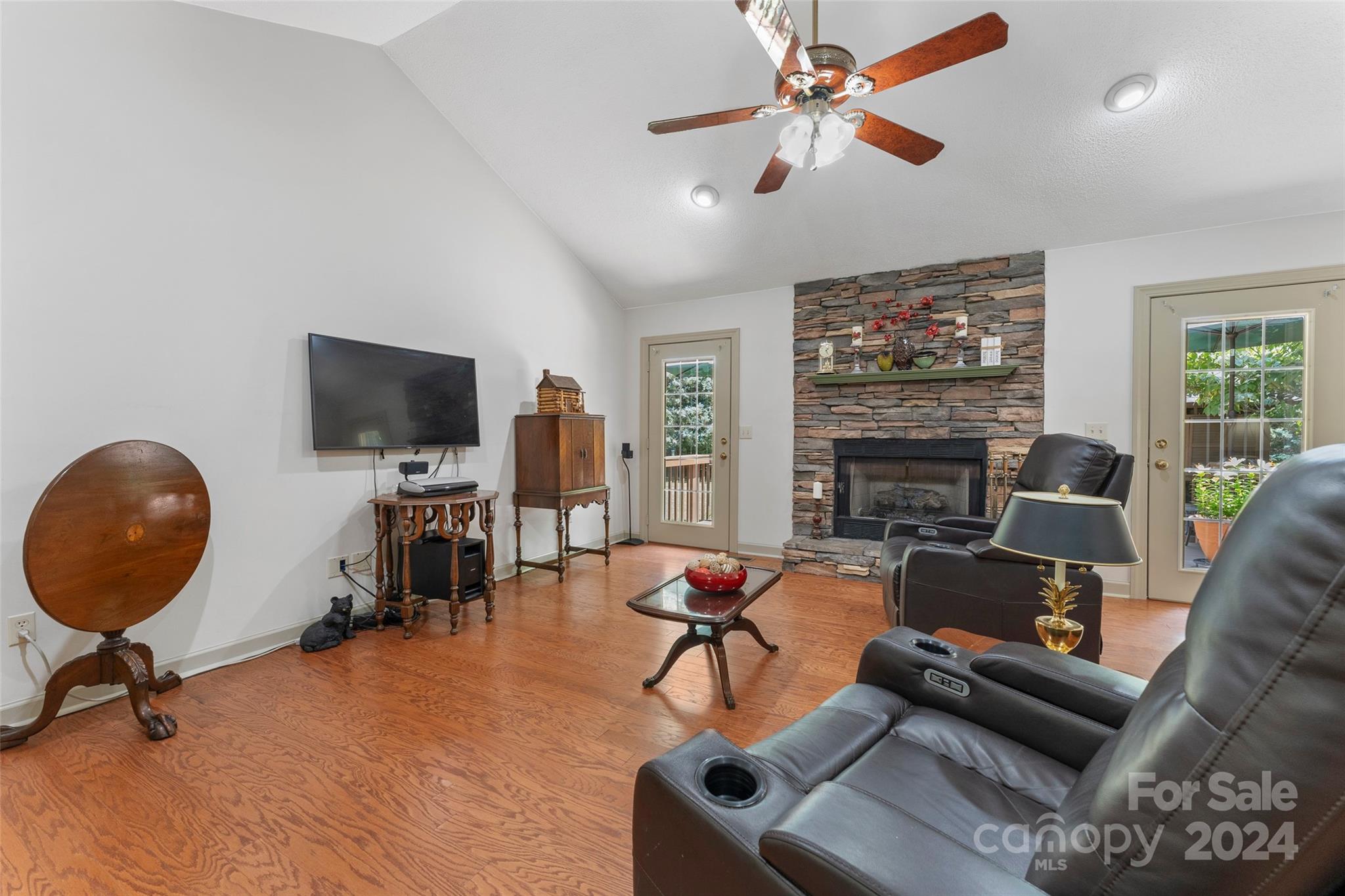 Hunters Ridge - Residential