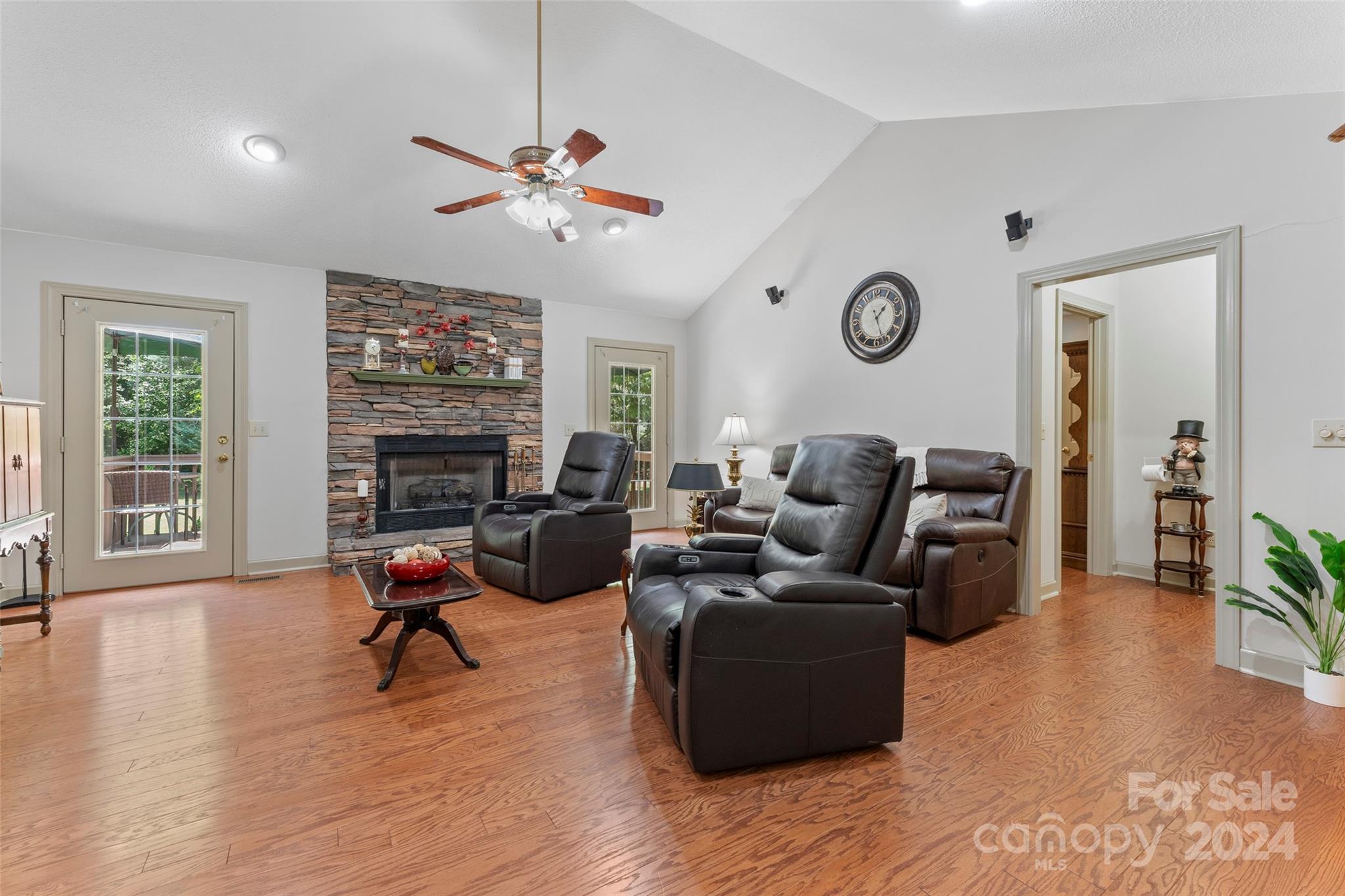 Hunters Ridge - Residential