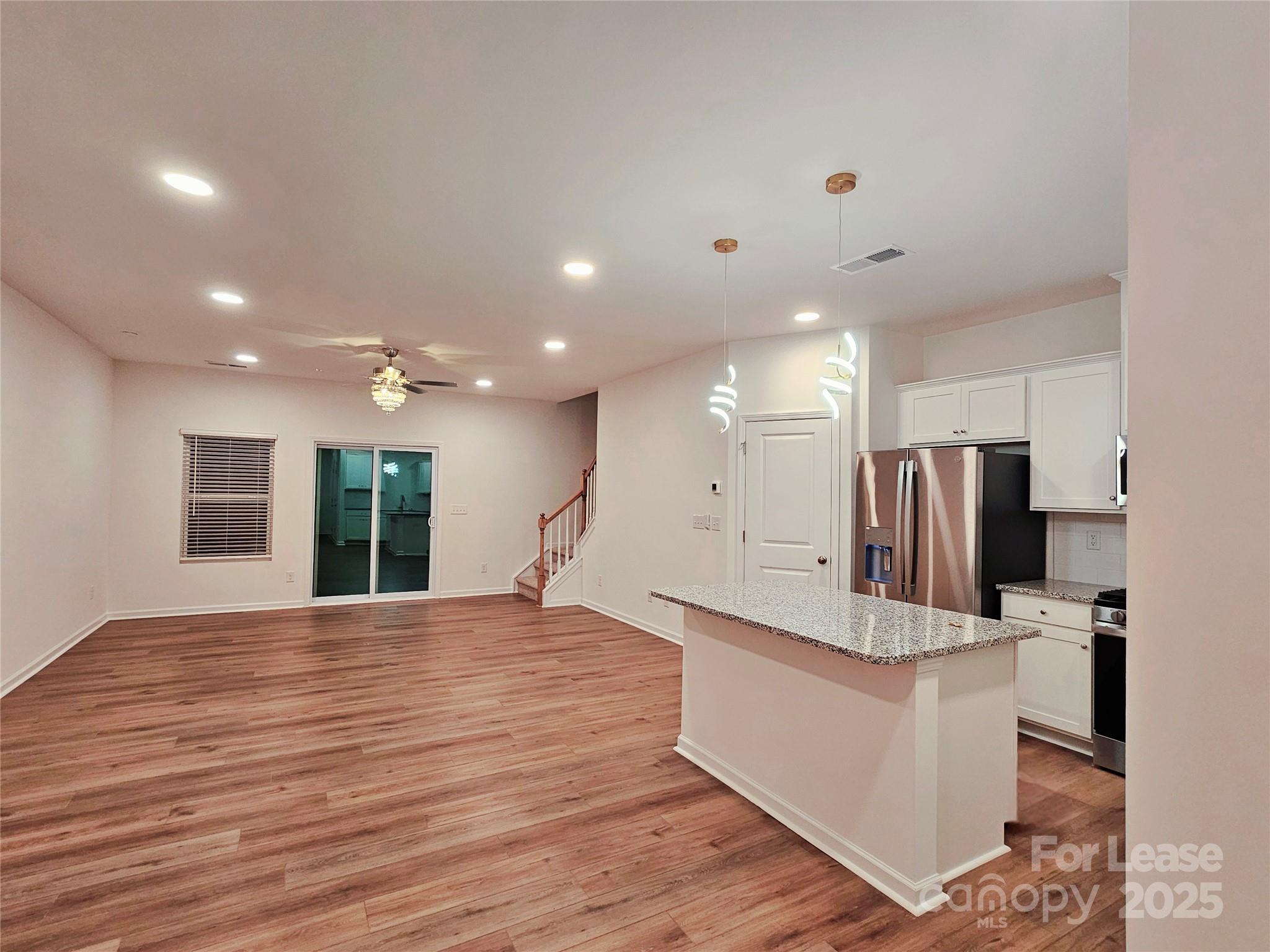 2744 Yeager Drive NW