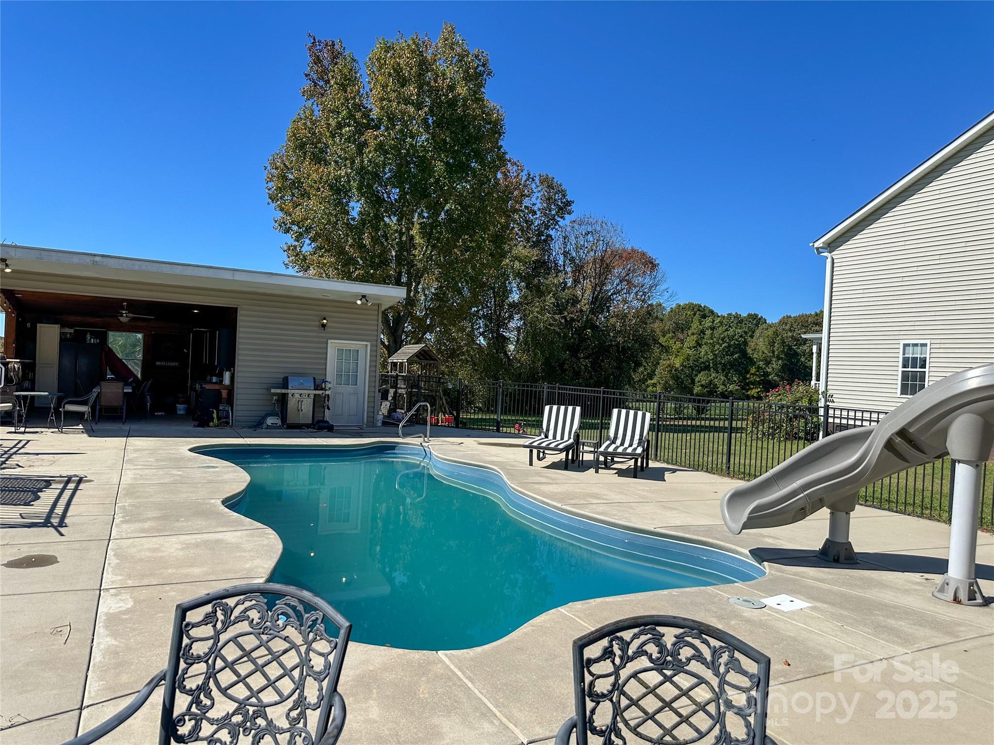 4658 Rocky Hollow Road