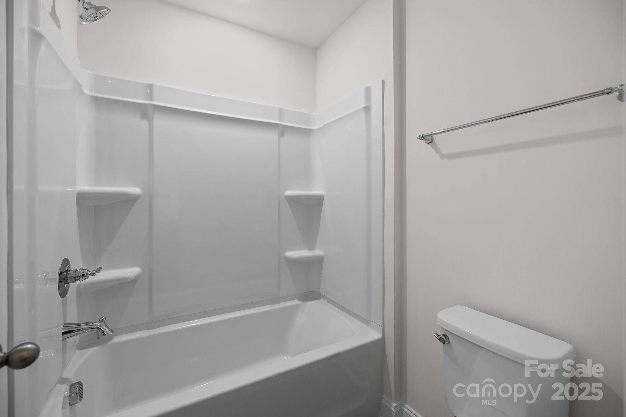 Lakeside Glen - Residential