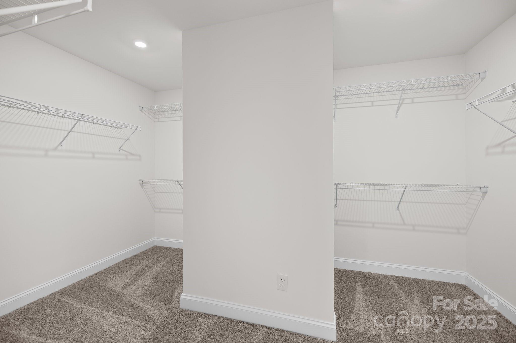 Lakeside Glen - Residential