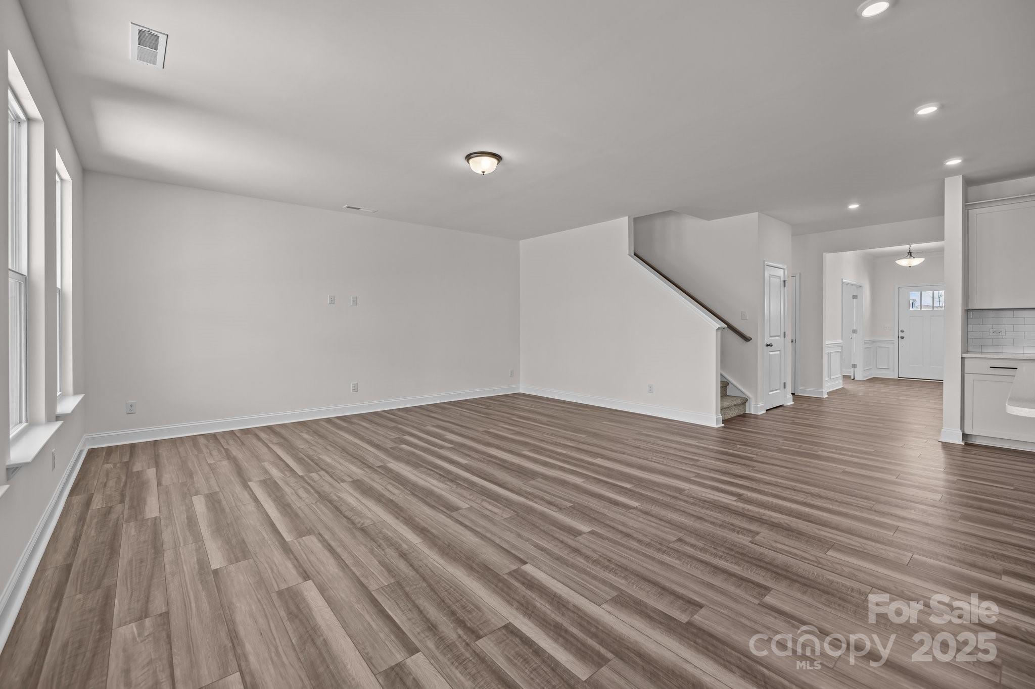 Lakeside Glen - Residential