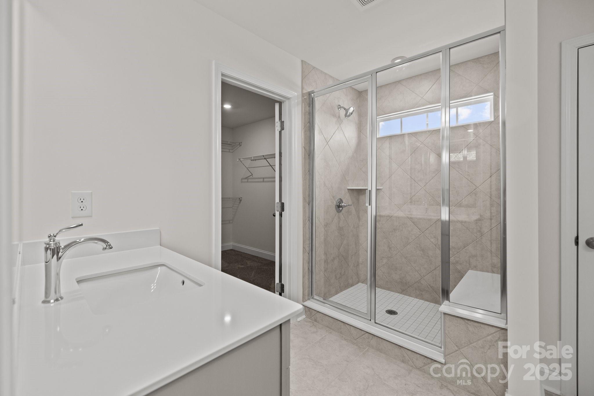 Lakeside Glen - Residential