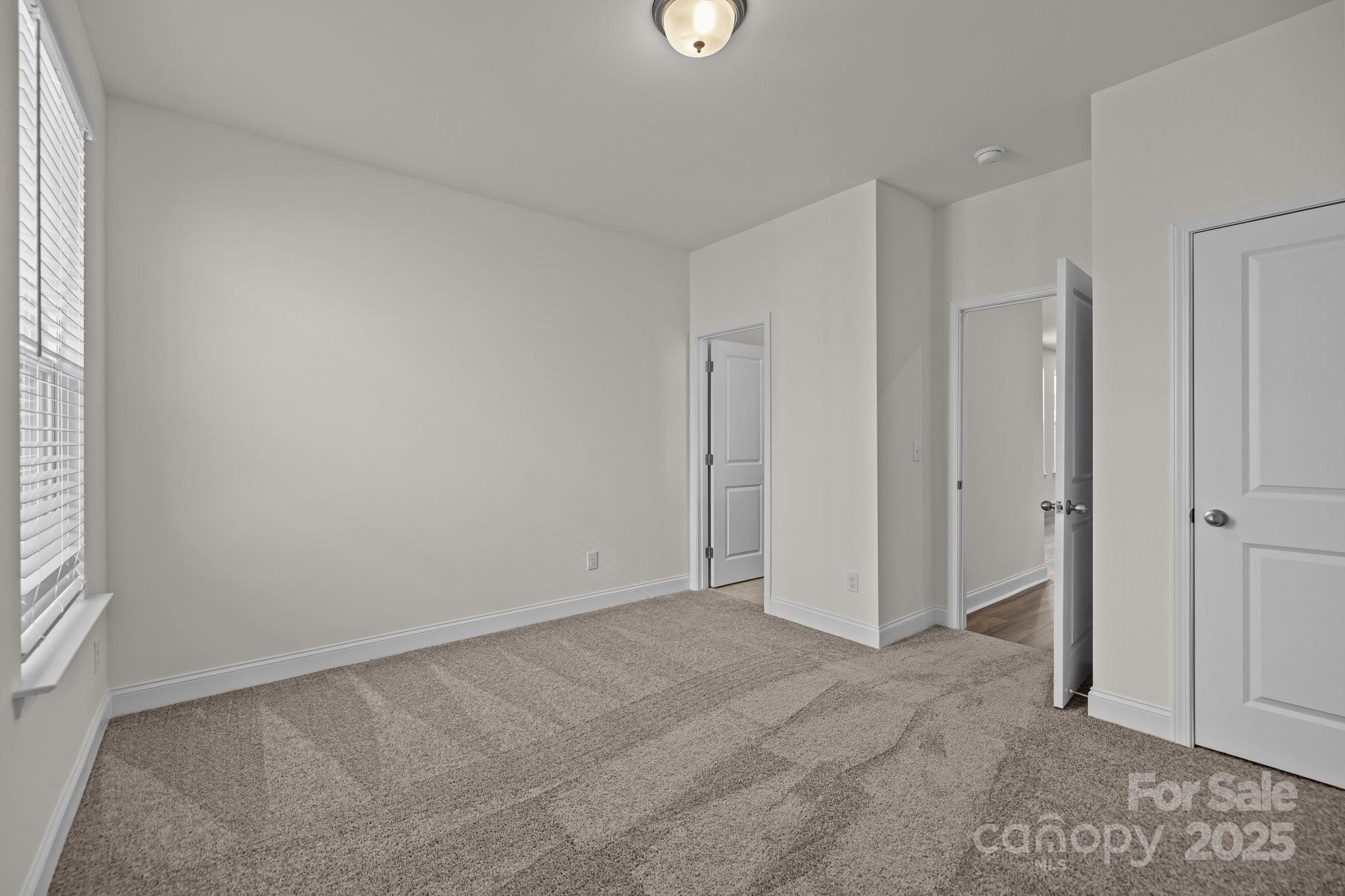 Lakeside Glen - Residential