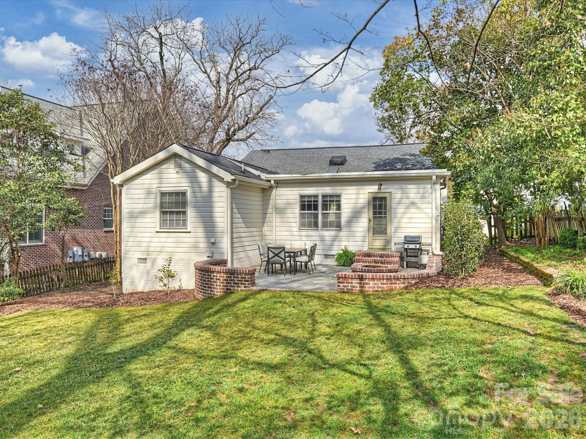 Myers Park - Residential