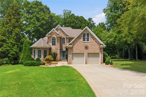 Photo of 4029 Foxes Trail, Cramerton, NC 28032 (MLS # 4407400)