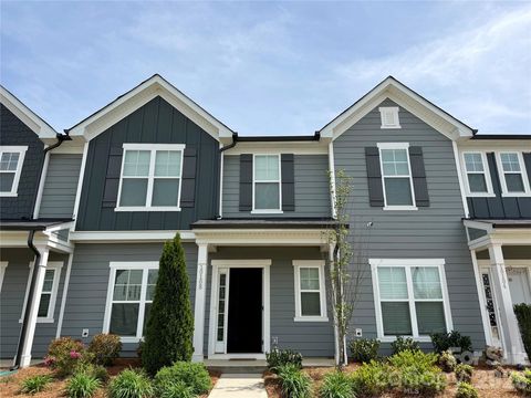 Photo of 10108 Guardian Drive, Charlotte, NC 28273 (MLS # 4366549)