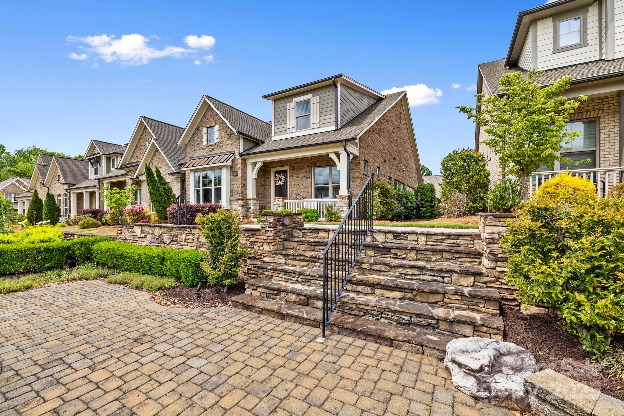 9319 Highclere Court