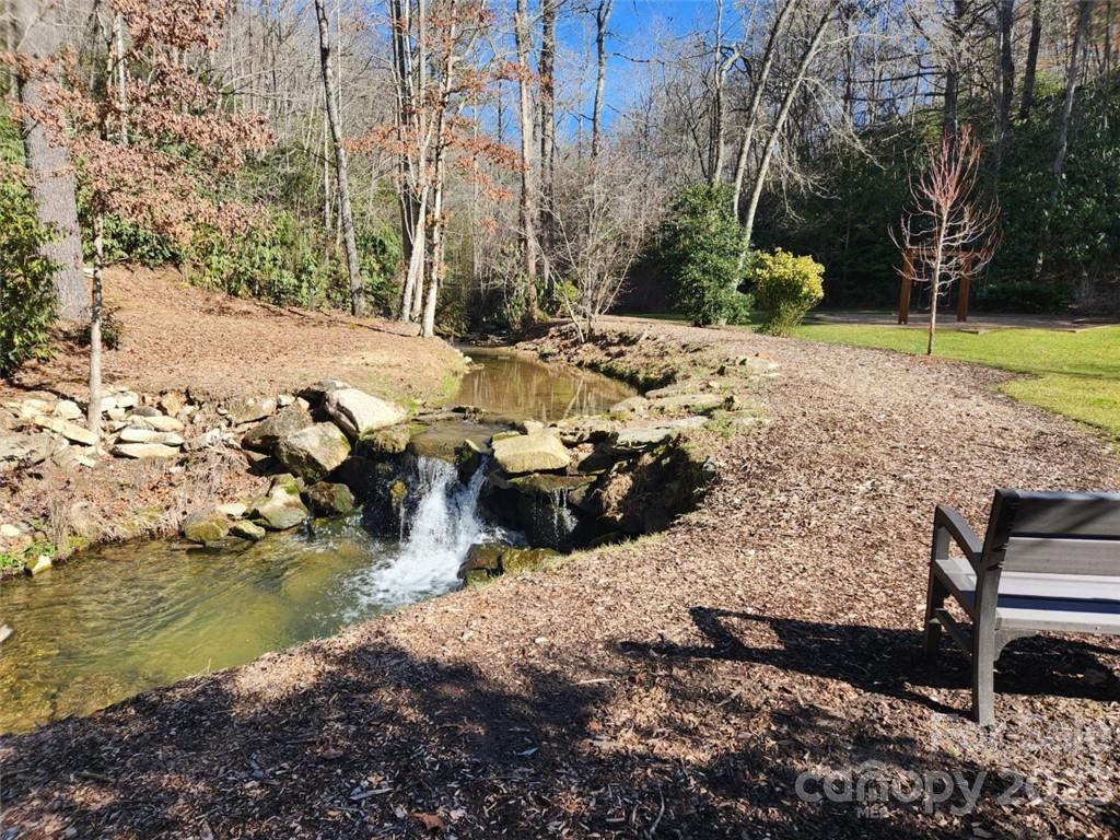 Champion Hills - Land