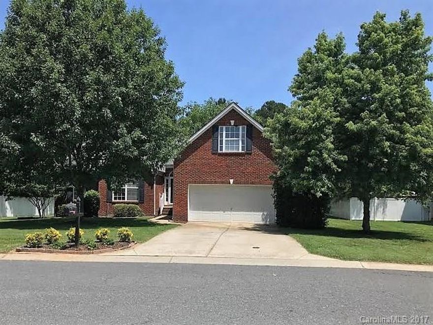 Great ranch home in desirable Regent Park.  .38 acres FLAT lot-no houses behind you! 3/4 bedrooms/bonus, 2 bath.  Roof replaced 2011.  New carpet 2016.  Updated fixtures, ceiling fans.  Convenient to I-77/485, Pineville, Ballantyne.  Close to Carowinds!  20 minutes to Uptown Charlotte.  Amenities walking trails, tennis, basketball, pool, playground.  Refrigerator included.
Transferable Home Warranty in effect since 2013.