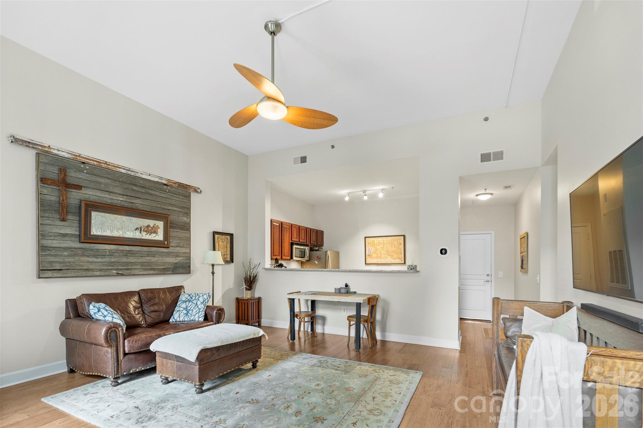 1315 East Boulevard 203