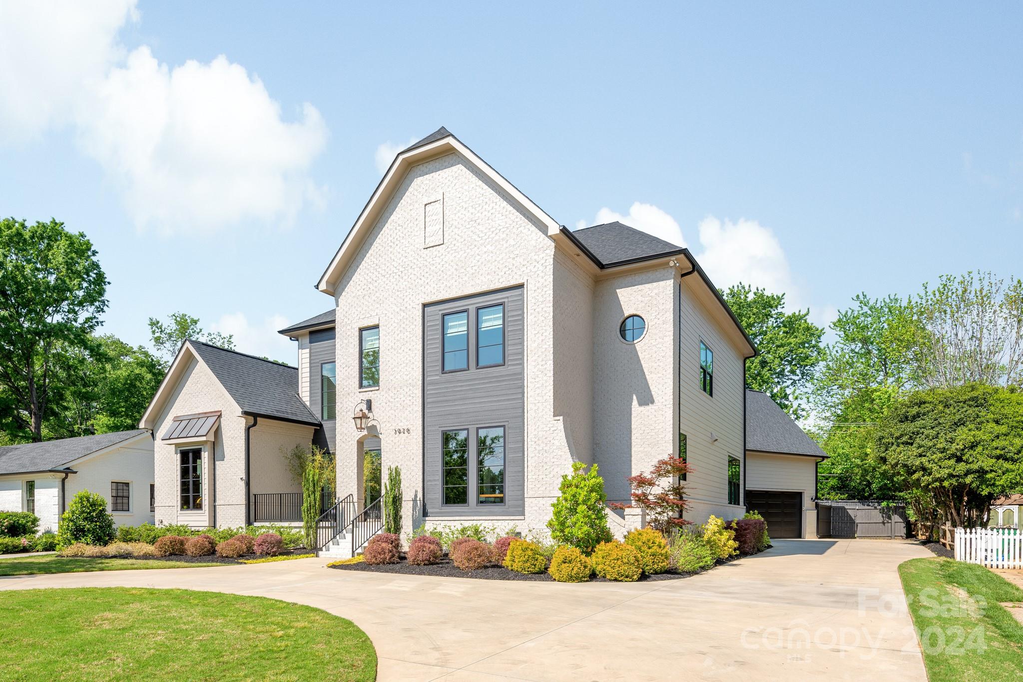 Barclay Downs - Residential