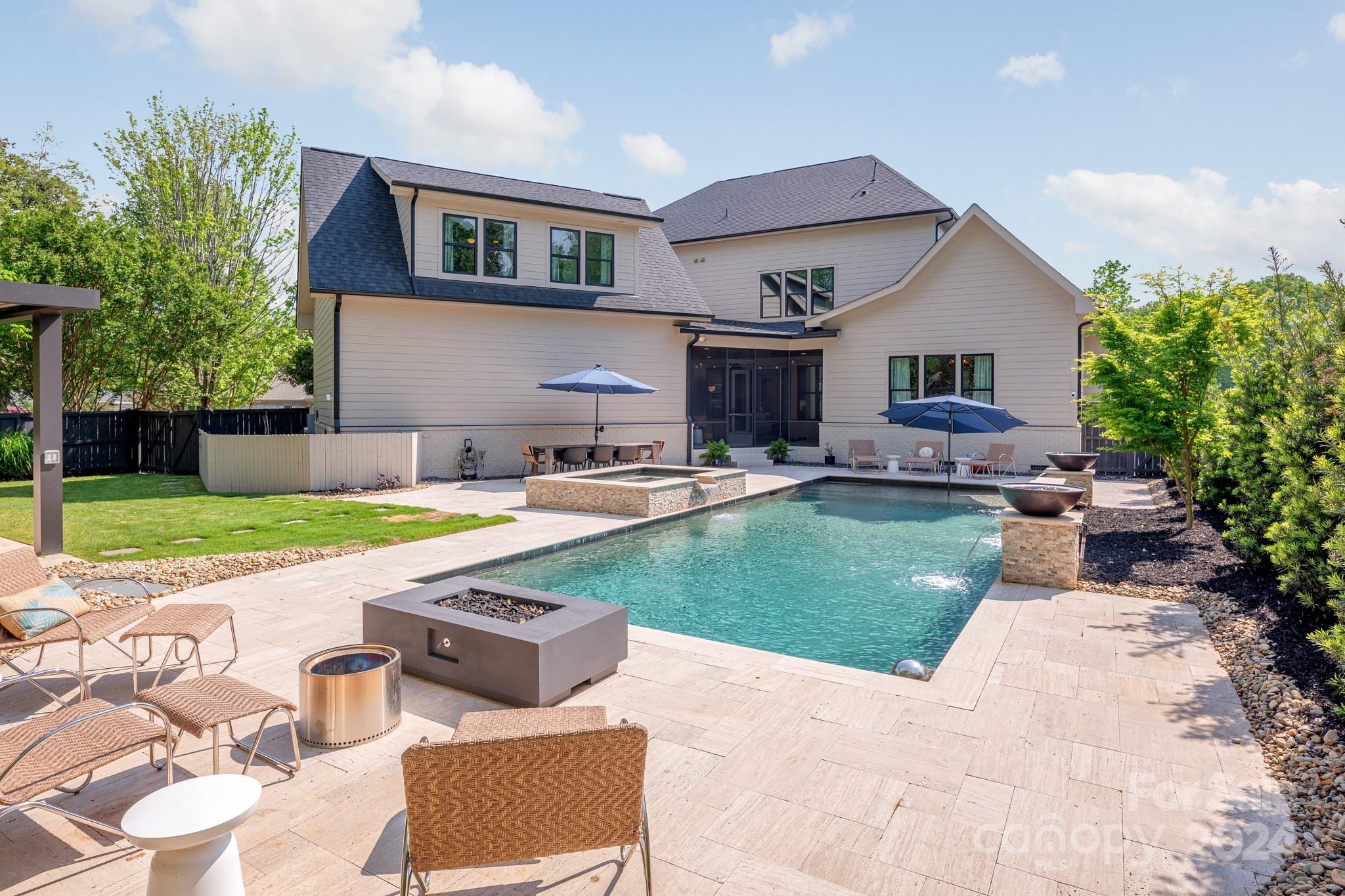 Barclay Downs - Residential