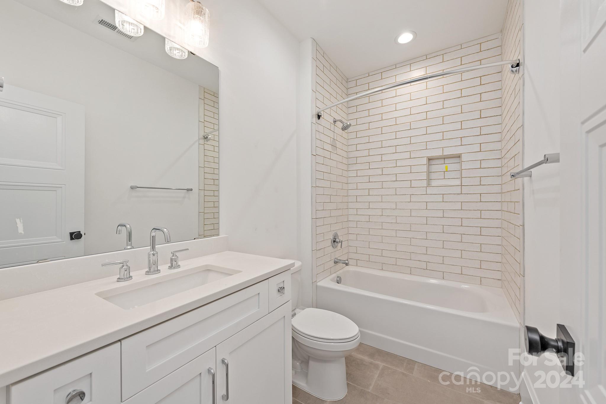 Barclay Downs - Residential