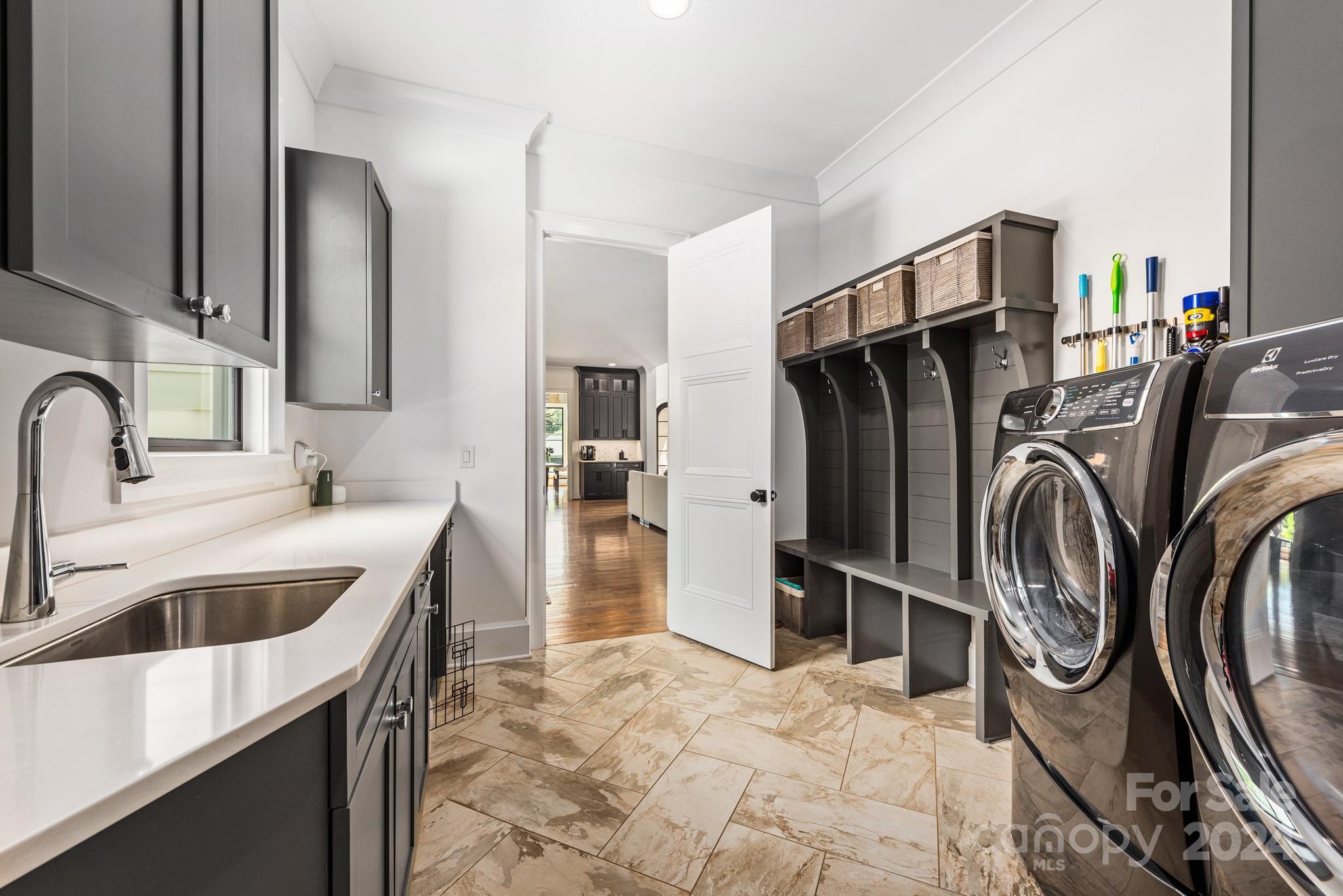 Barclay Downs - Residential