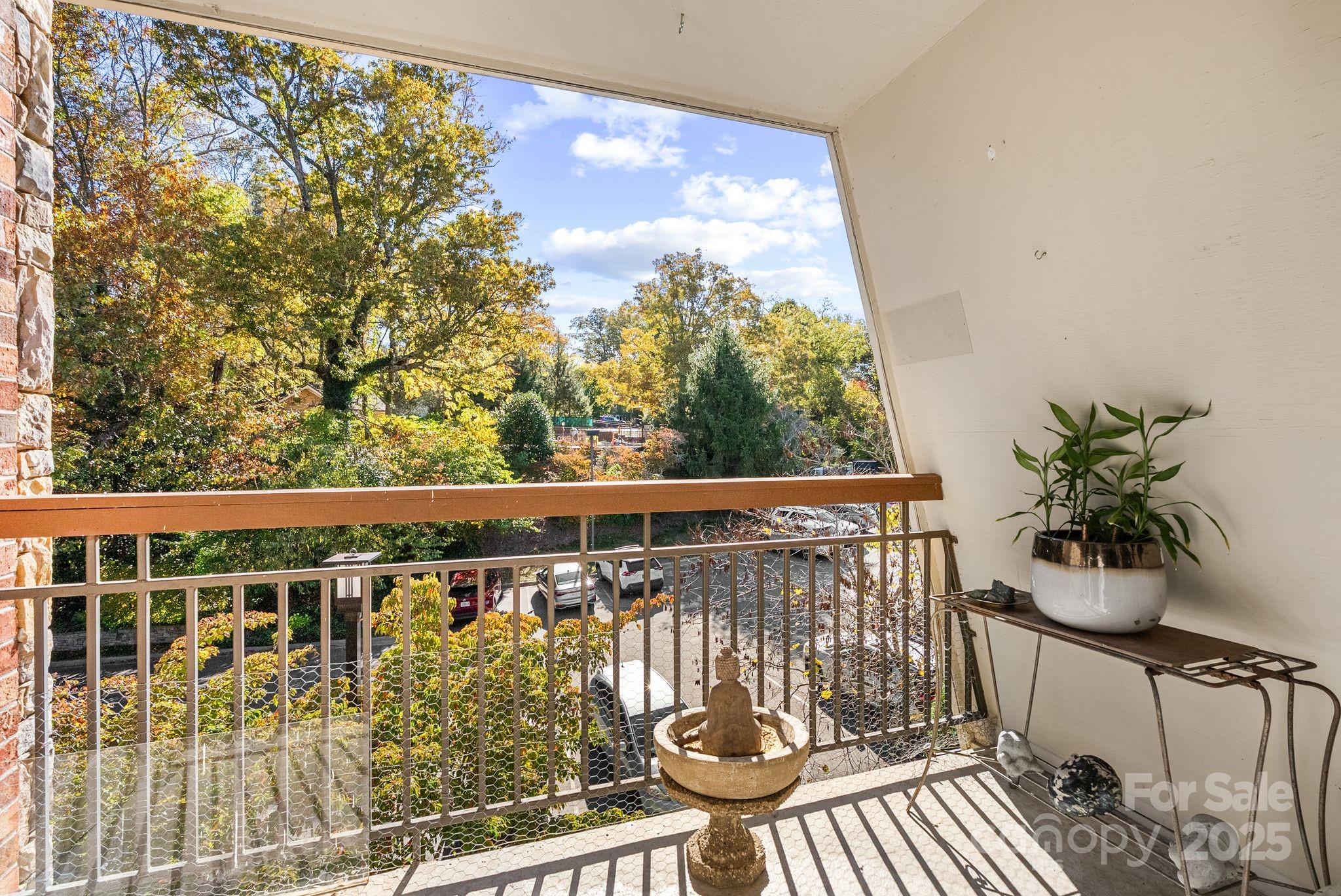 Residences At Biltmore - Residential