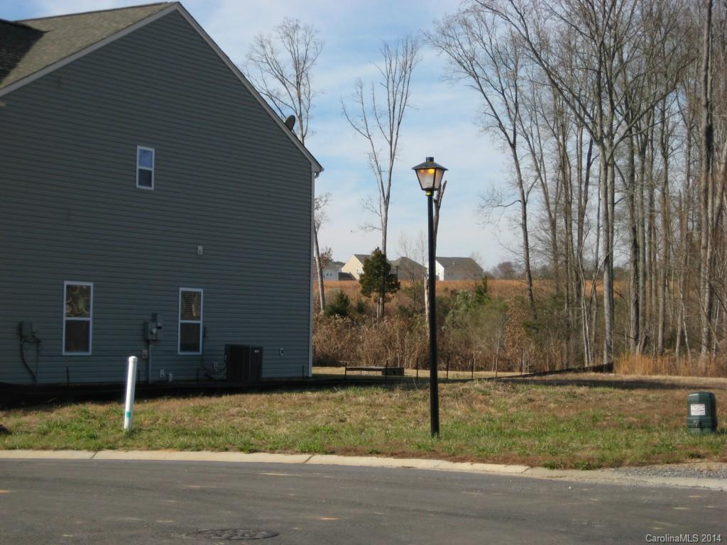 Newport Lakes - Residential