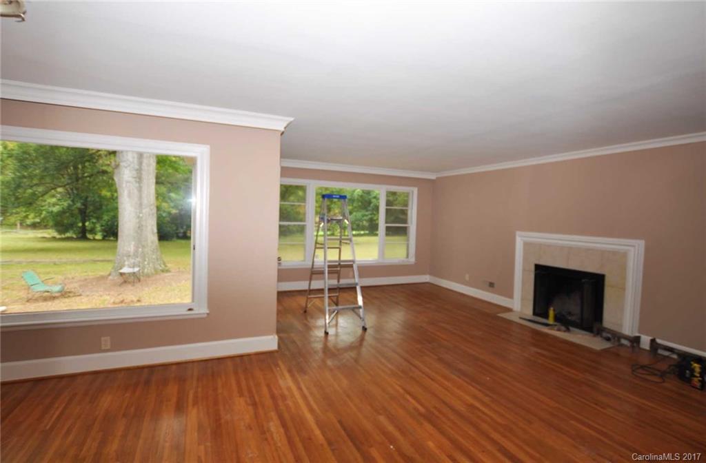 Mammoth Oaks - Residential Lease