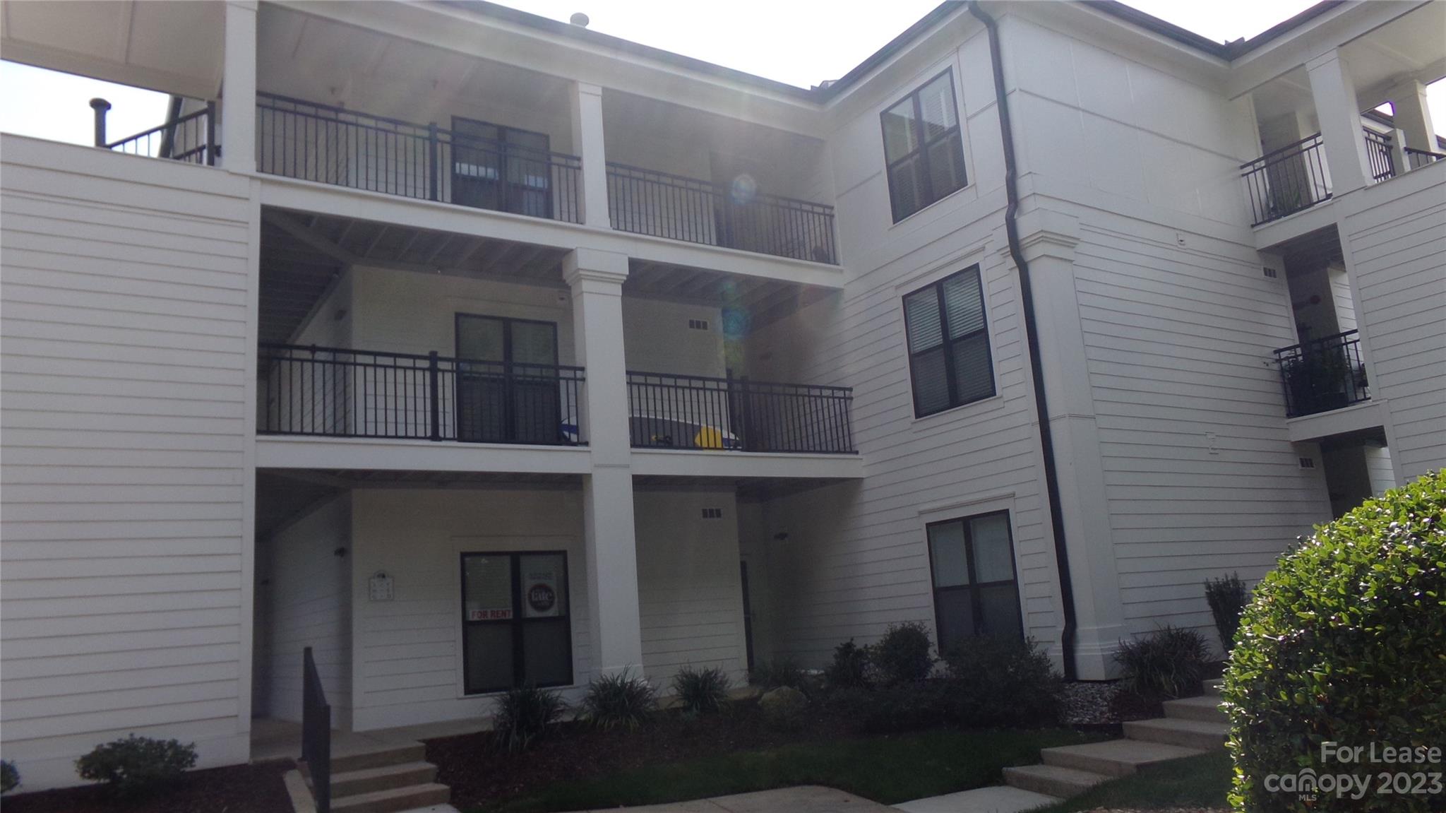 Kings Point - Residential Lease