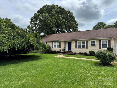 126 Oak Meadow Road Mooresville NC 28115