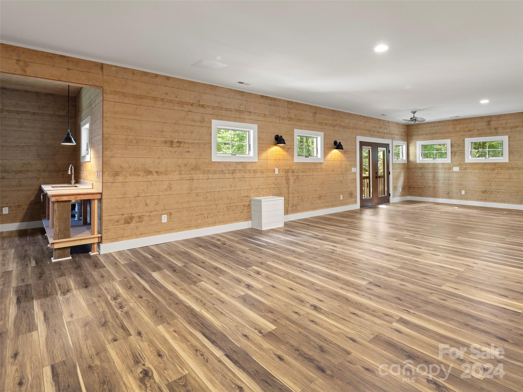 Holston Village - Residential