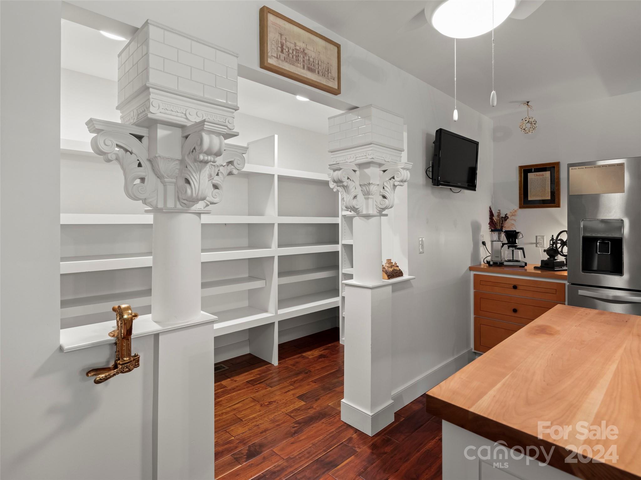 Holston Village - Residential