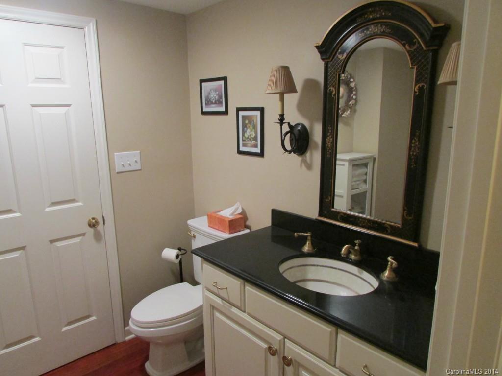 Olde Williamsburg - Residential