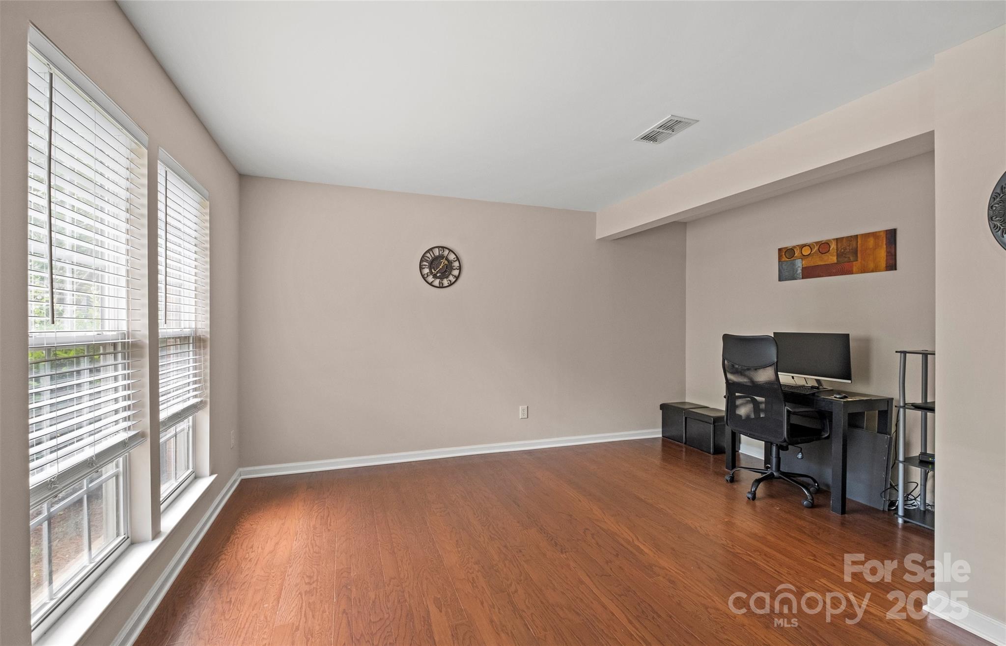 11712 Fiddlers Roof Lane