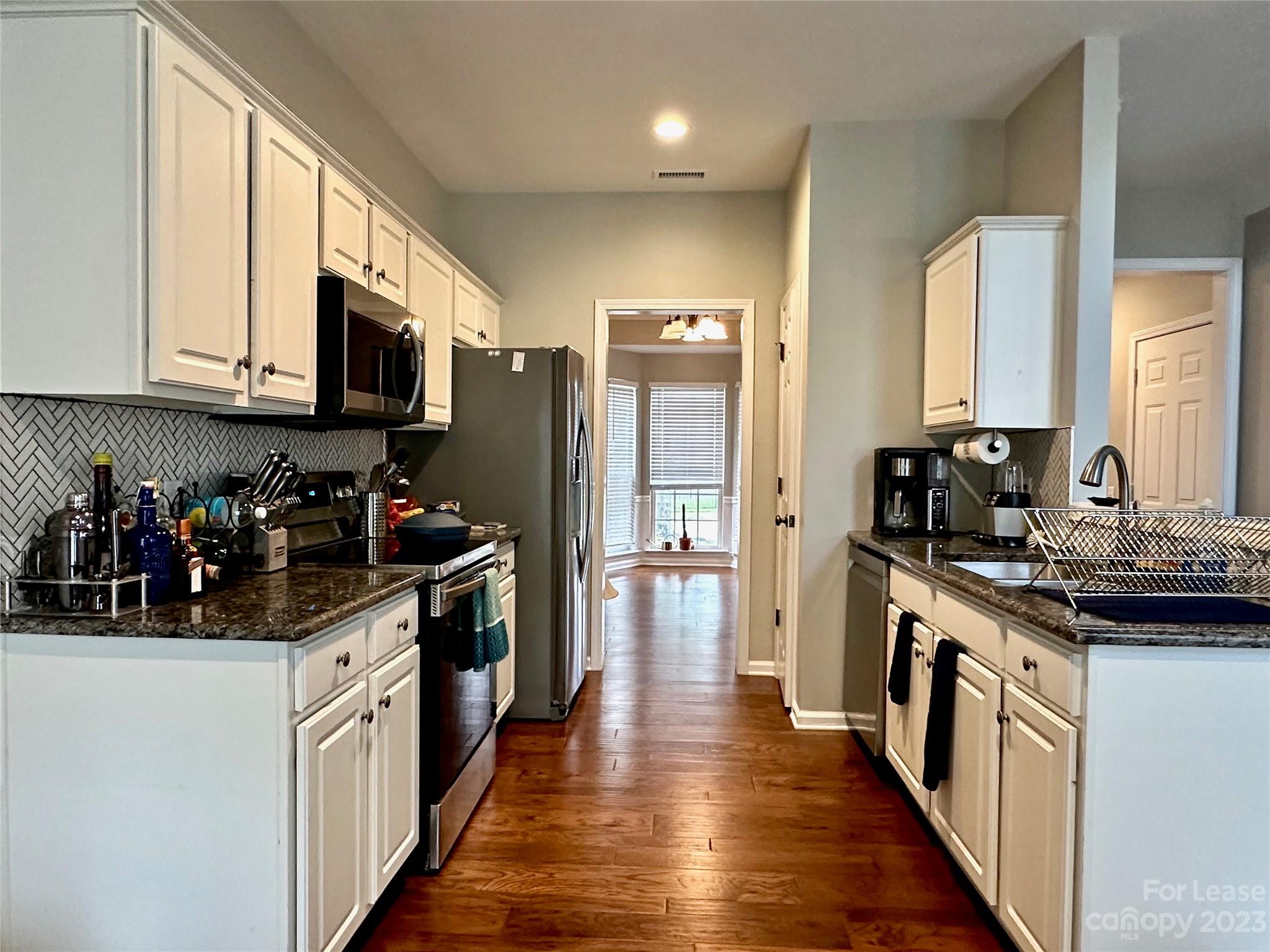 Highland Creek - Residential Lease