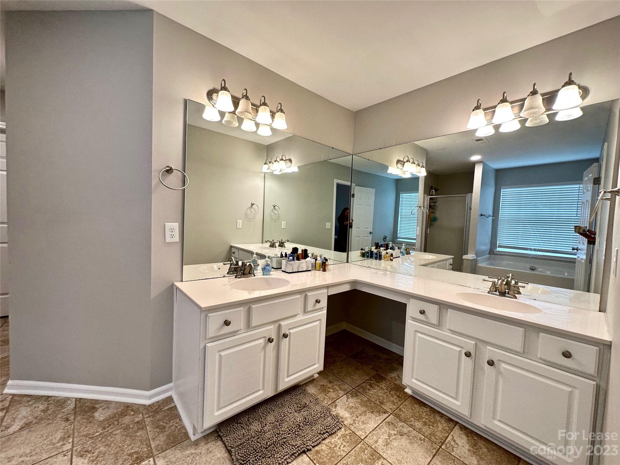 Highland Creek - Residential Lease