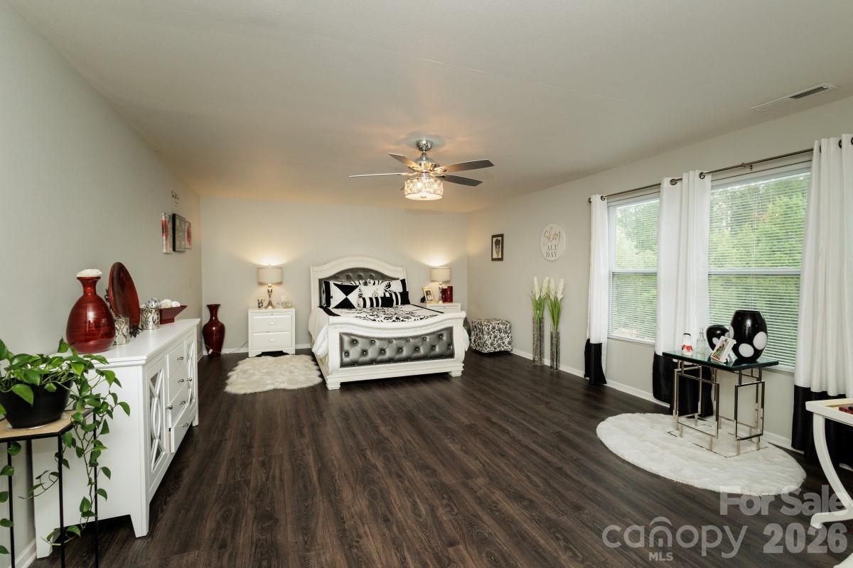 Kingstree - Residential