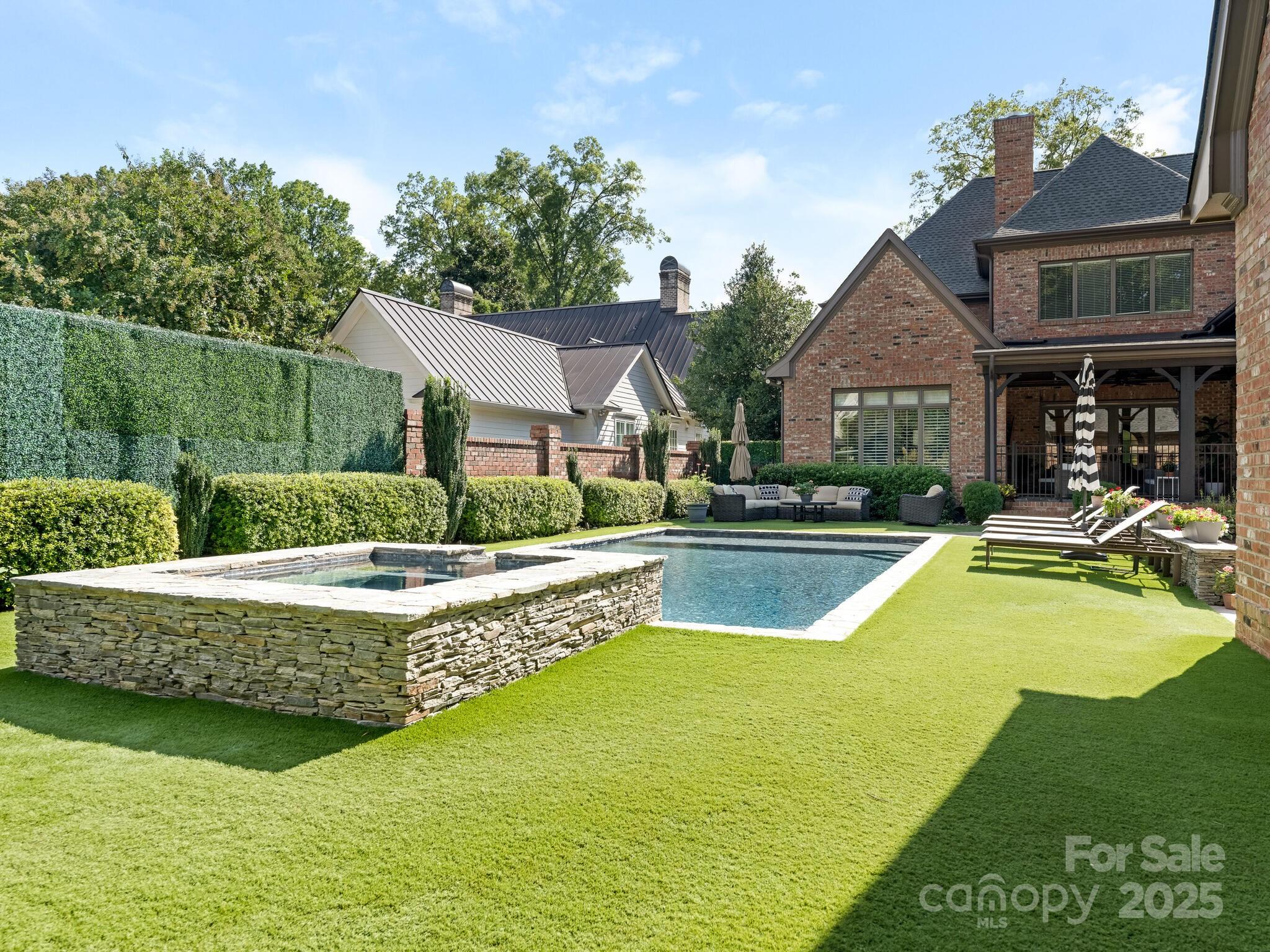 Myers Park - Residential