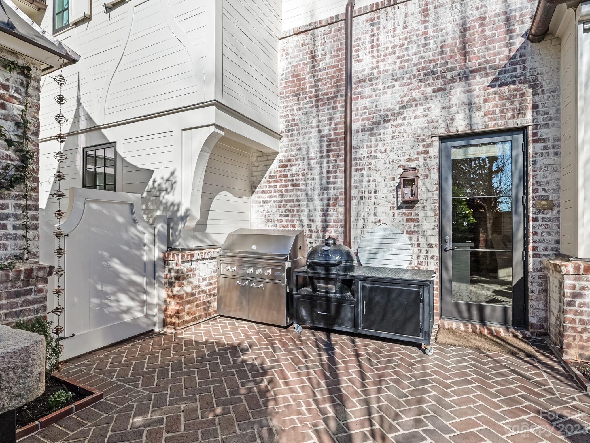 Myers Park - Residential