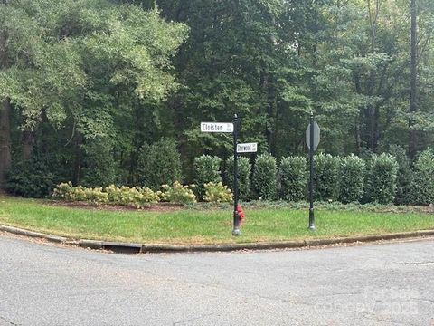 Photo of 982 Cloister Drive, Gastonia, NC 28056 (MLS # 4309983)