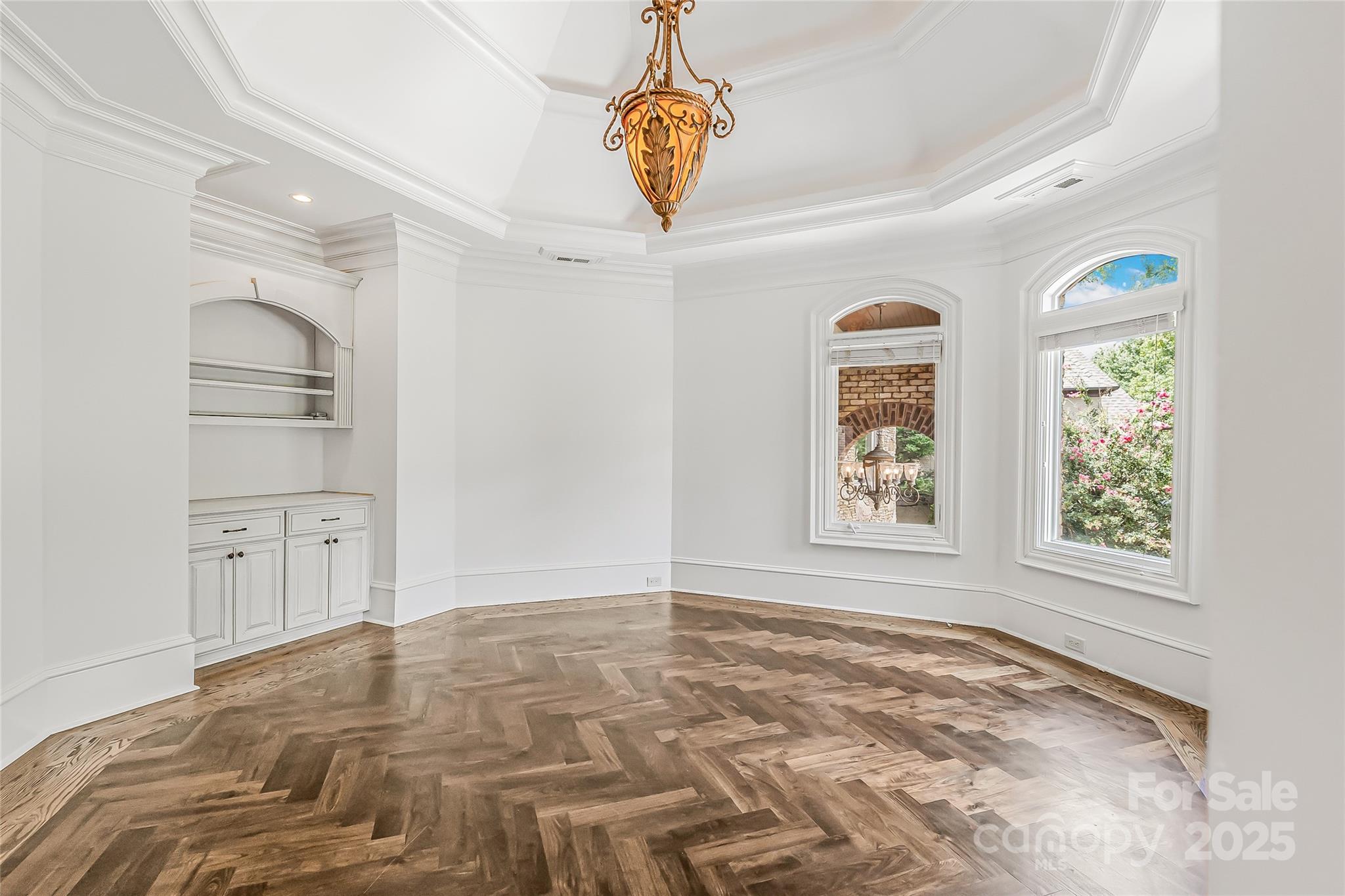 Chatelaine - Residential