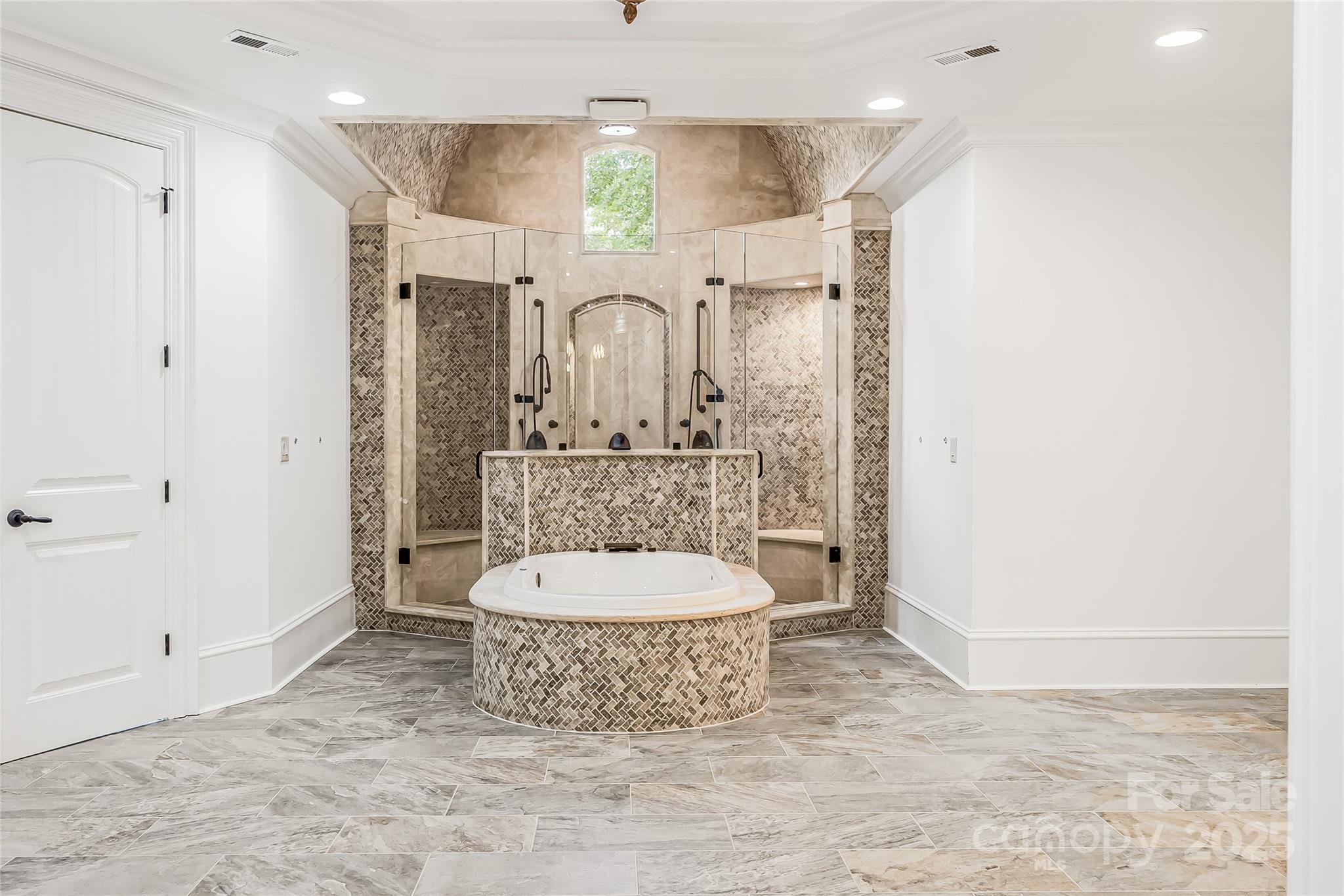 Chatelaine - Residential