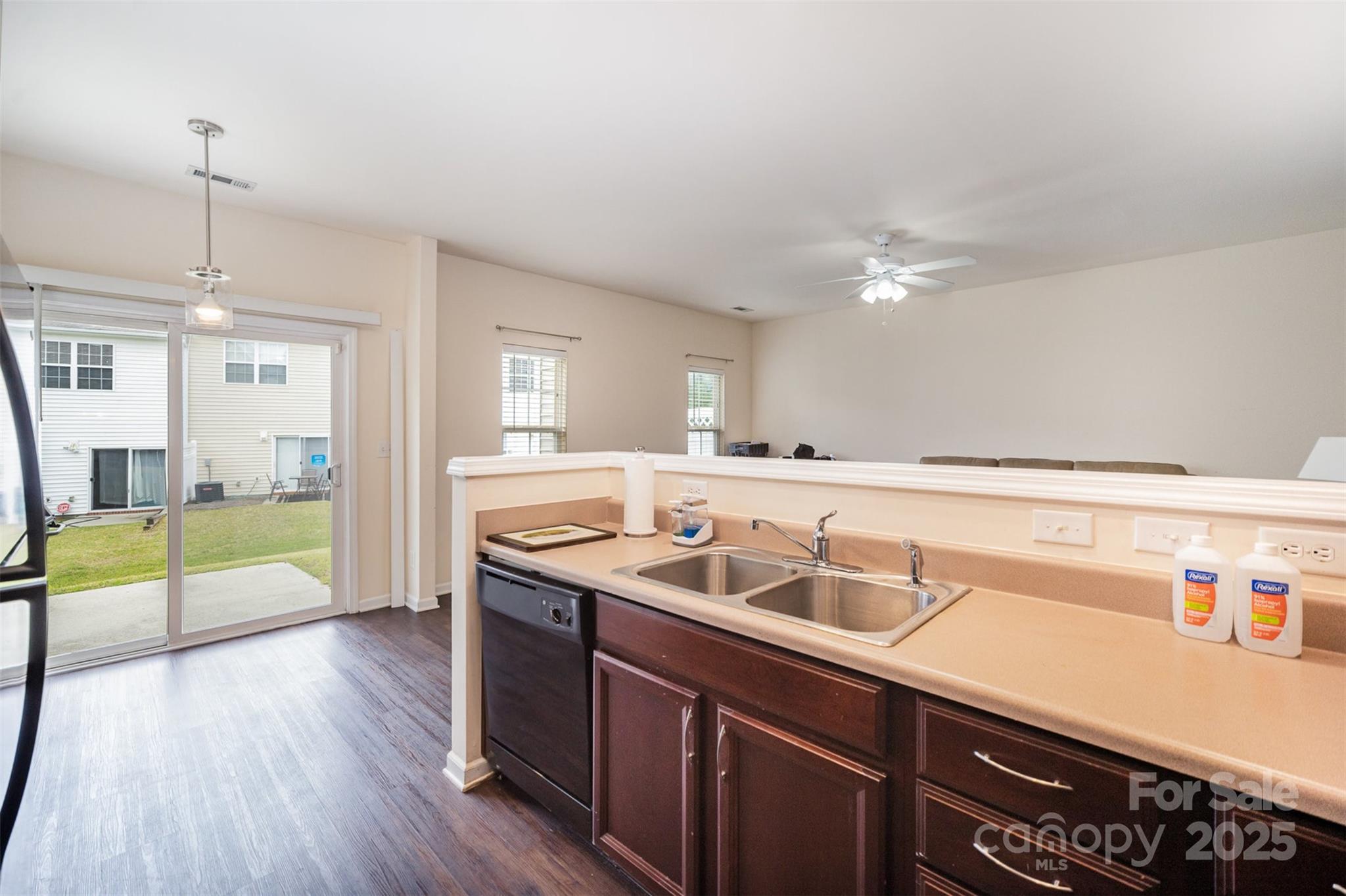 Charlotte Pines - Residential