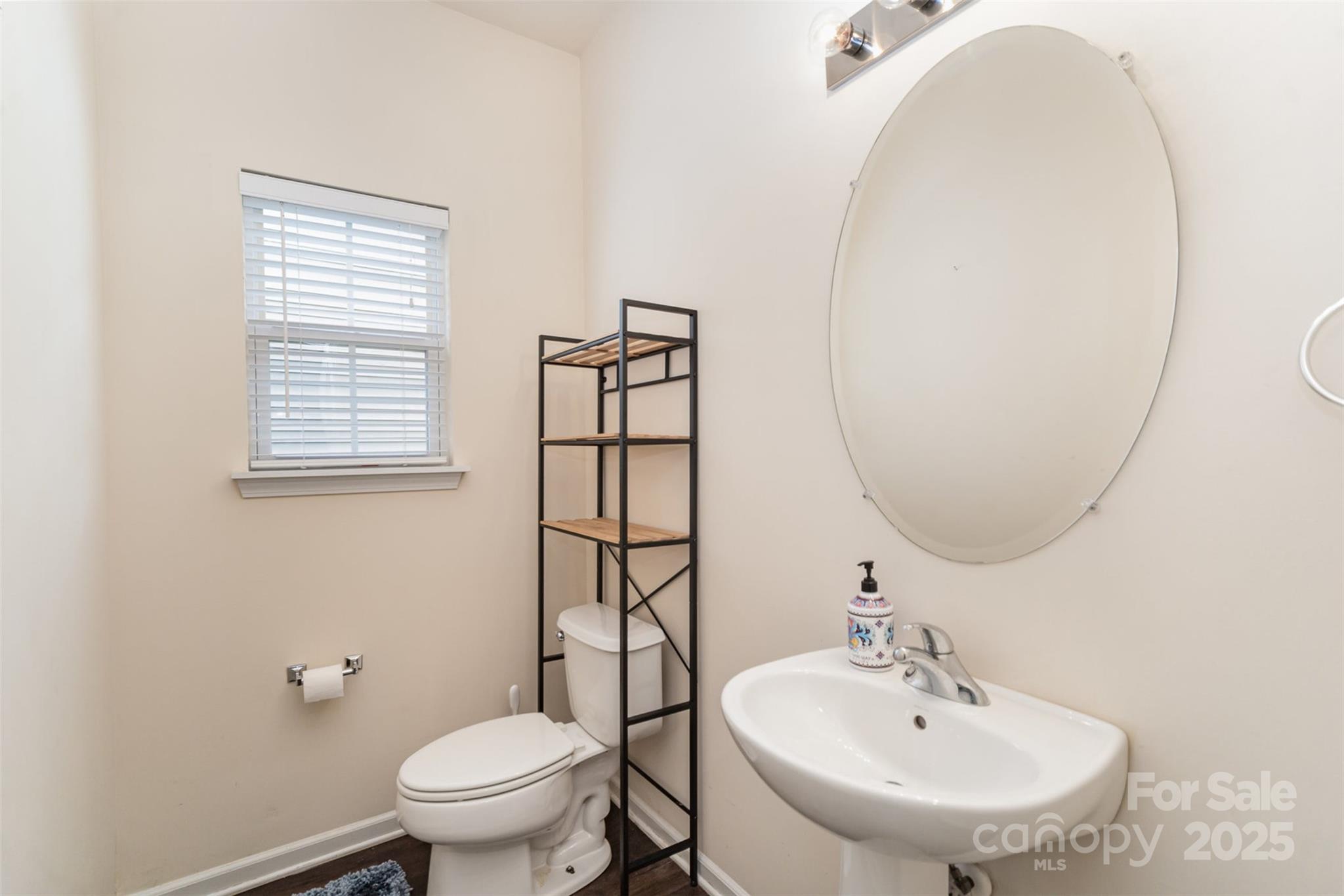 Charlotte Pines - Residential