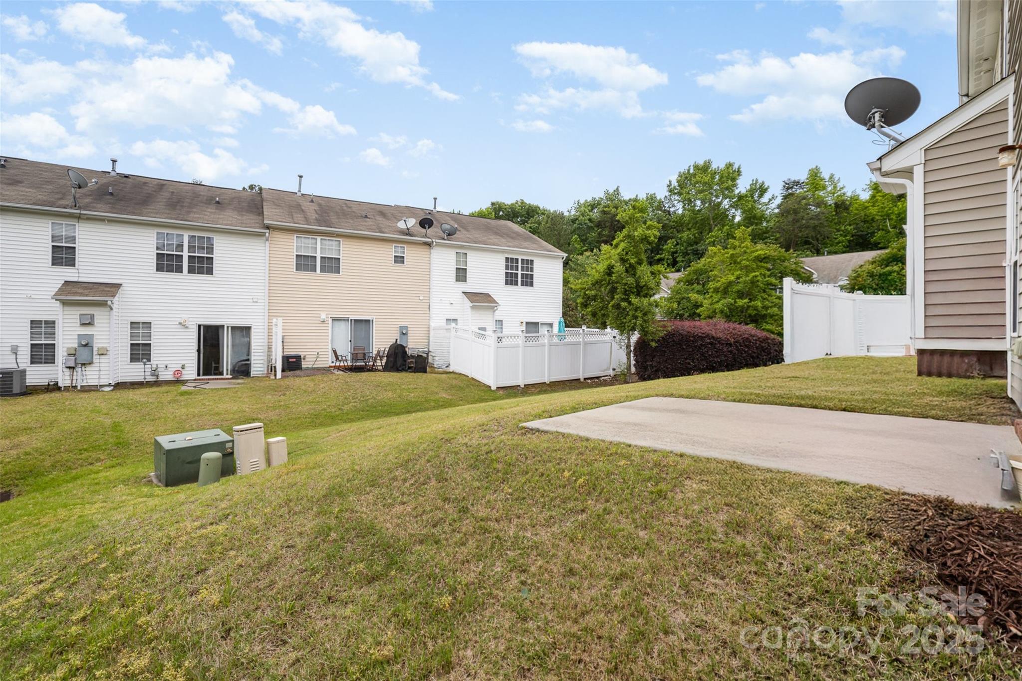 Charlotte Pines - Residential